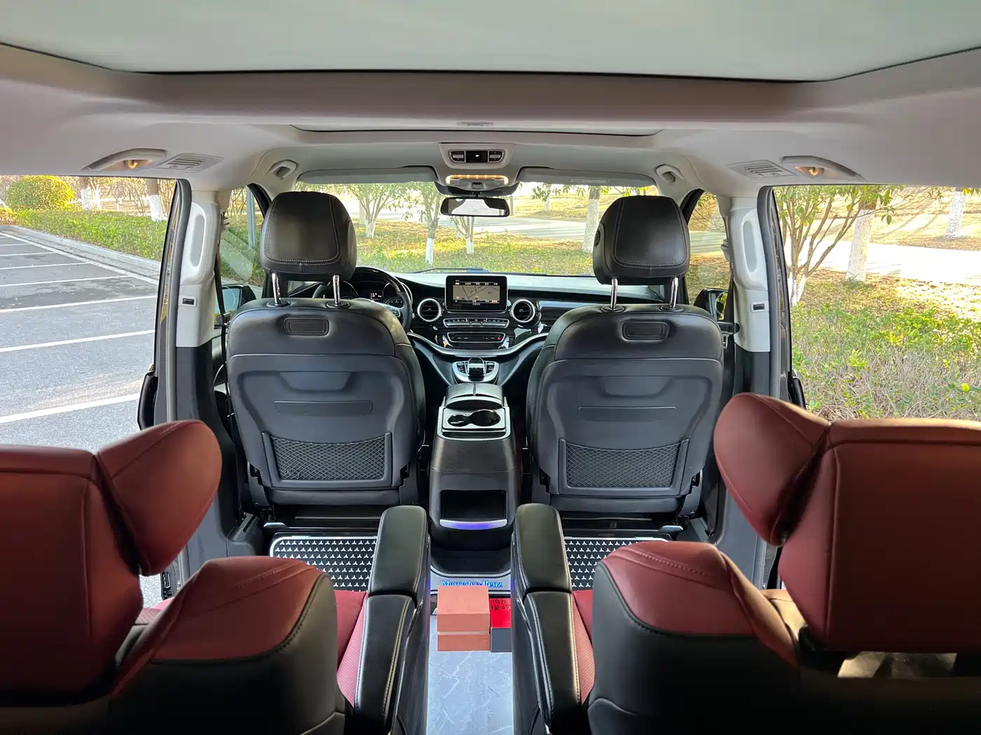 Mercedes-Benz V-Class 2018 V 260 Navigator Edition China VI фото 22