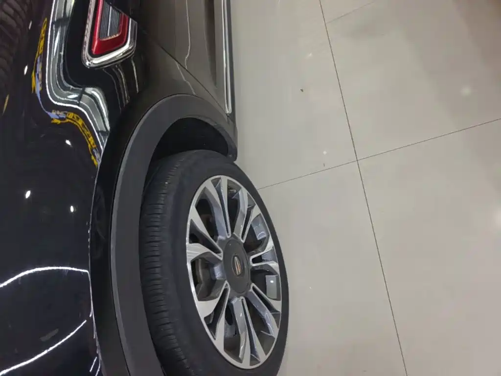 Hongqi HS5 2019 2019 2.0T Smart Connect Enjoy 4WD Edition