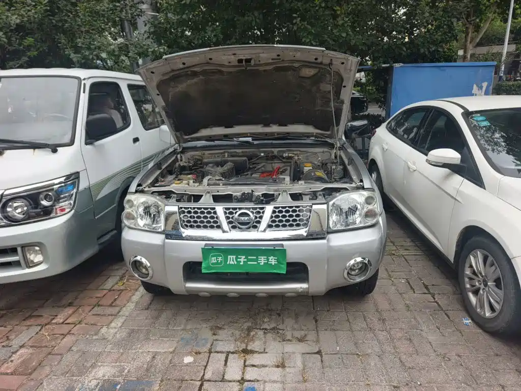 Nissan Paladin 2016 2013 2.4L 4WD Standard China V