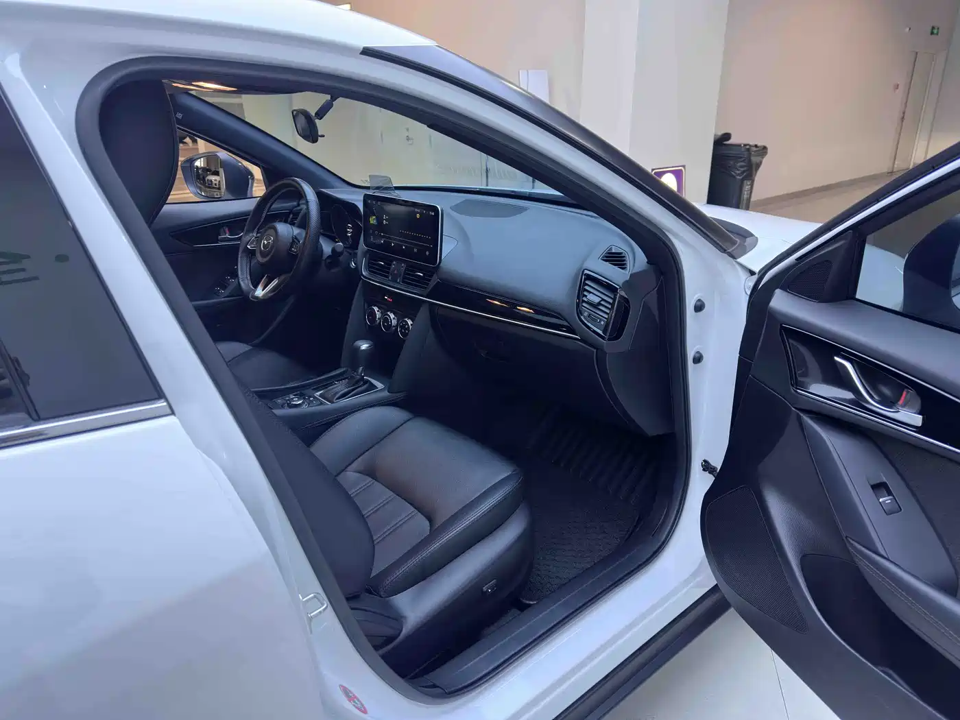 MAZDA CX-4