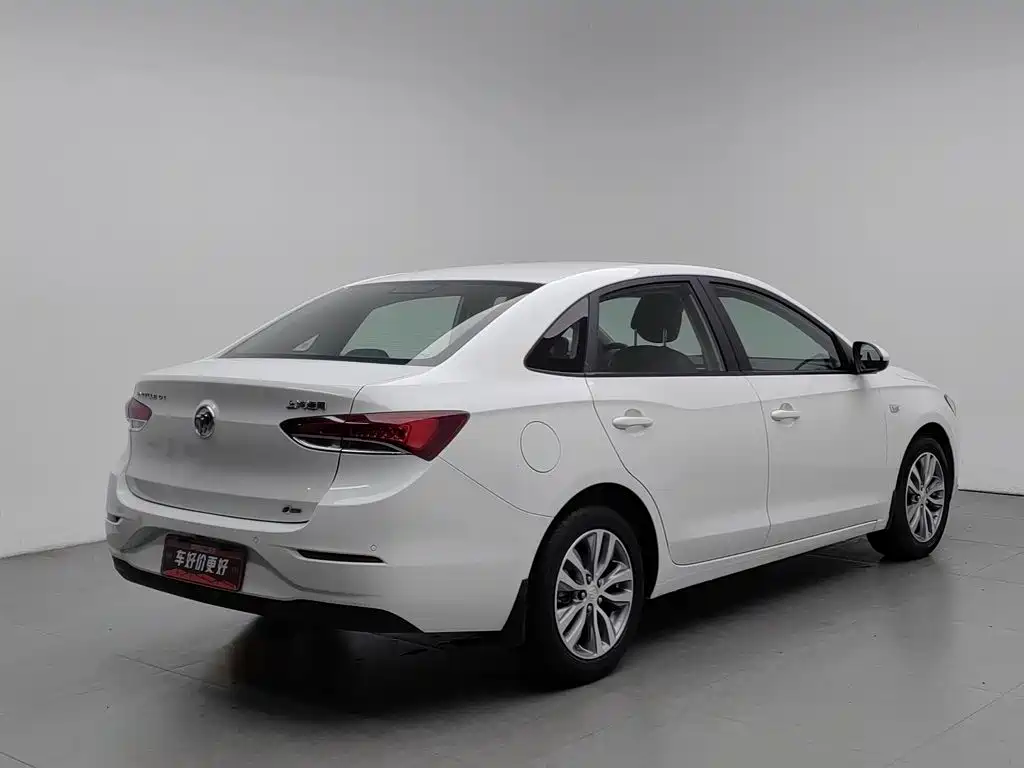 Фото 2 - Buick Excelle