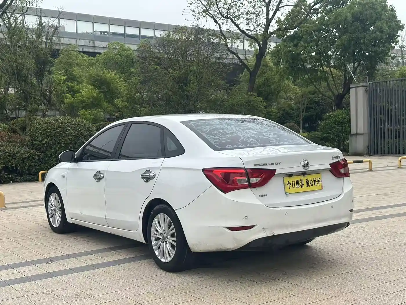 Buick Excelle 2017 15N Automatic Elite фото 5