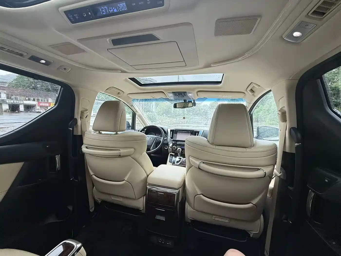 Toyota Alphard 2018 Facelift 3.5L Luxury Edition фото 12