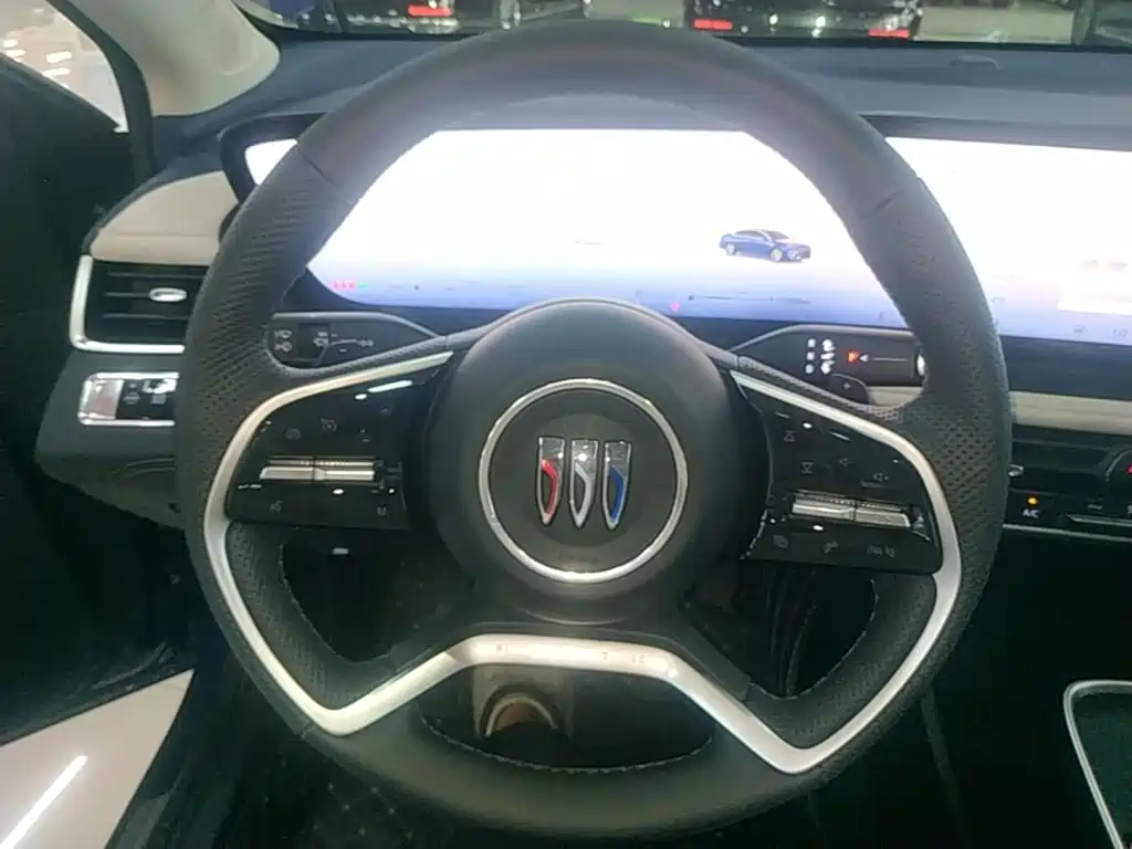 Фото 11 - Buick LaCrosse