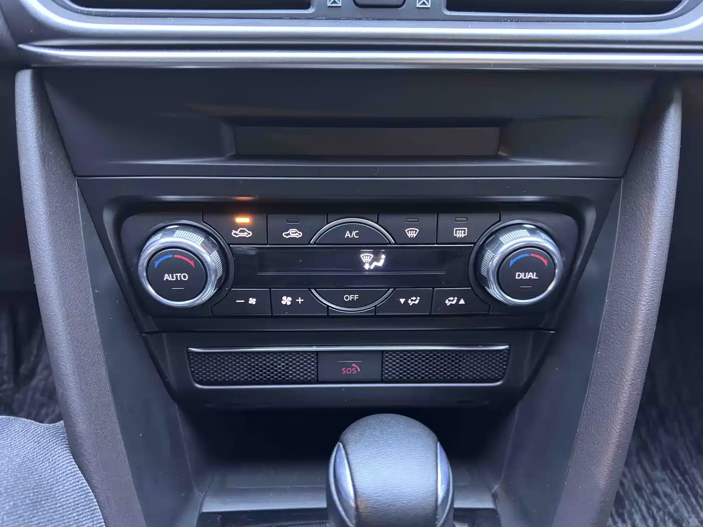 MAZDA CX-4
