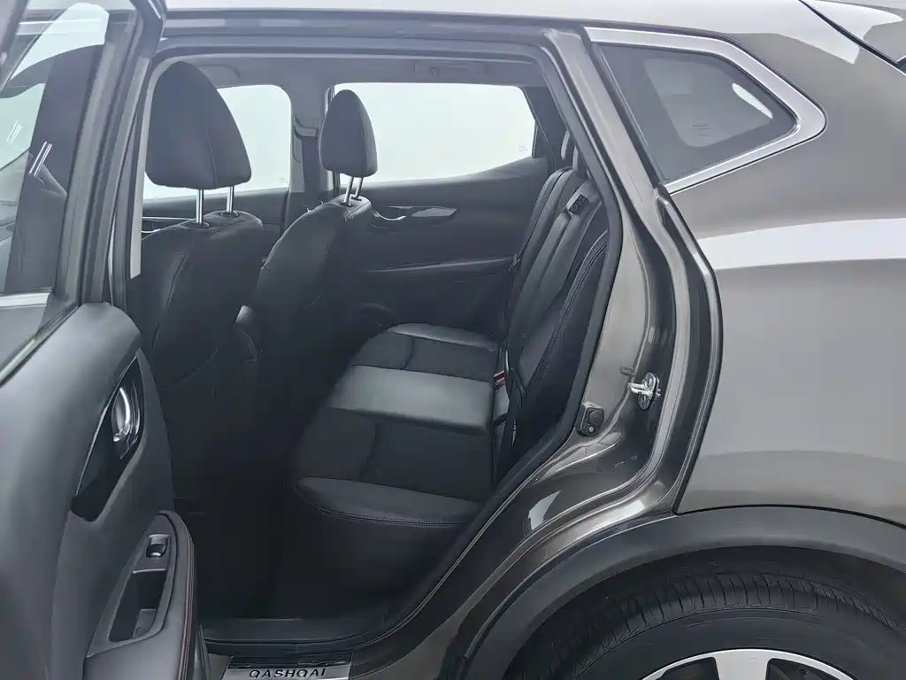 Photo 15 - Nissan Qashqai