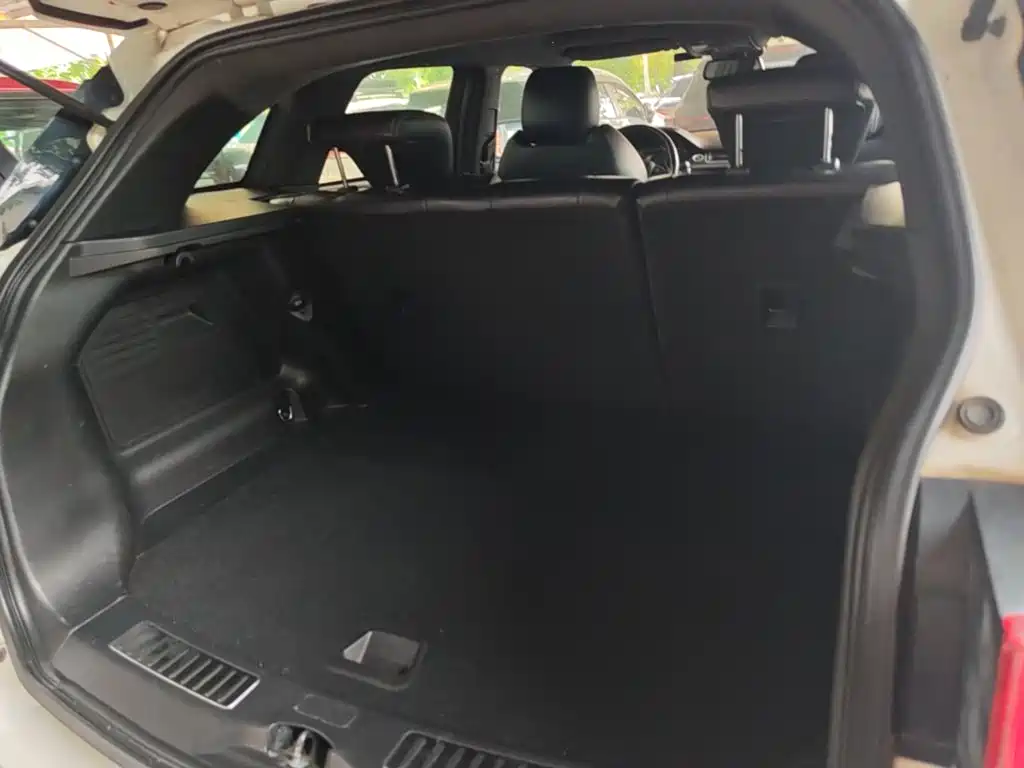Landwind X7 2015 2015 2.0T Panoramic Flagship Edition