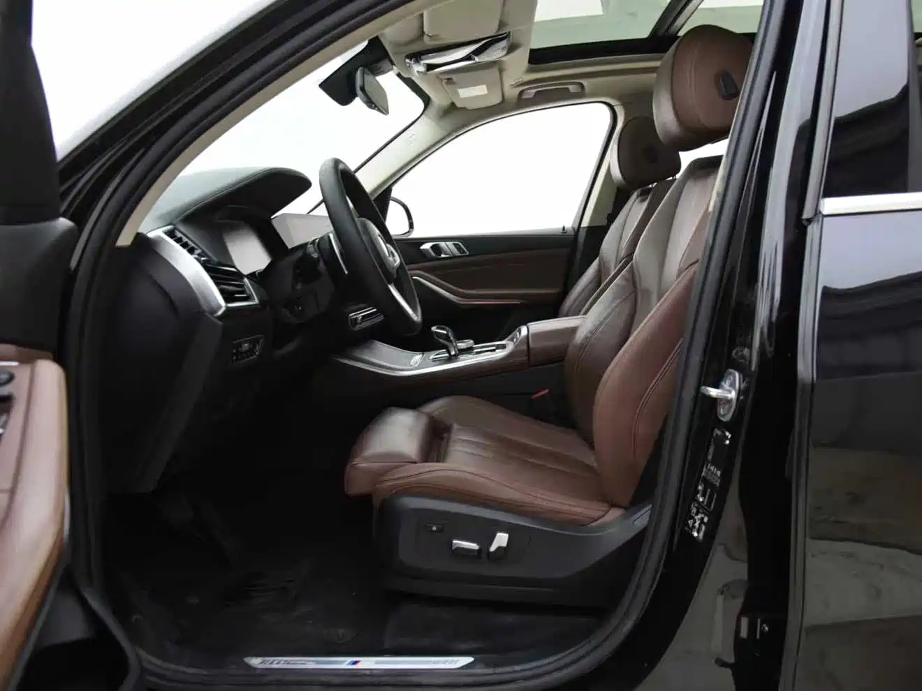 BMW X5 (Import) 2020 xDrive40i M Sport Package фото 11