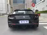 صورة 14 - Ferrari GTC4Lusso
