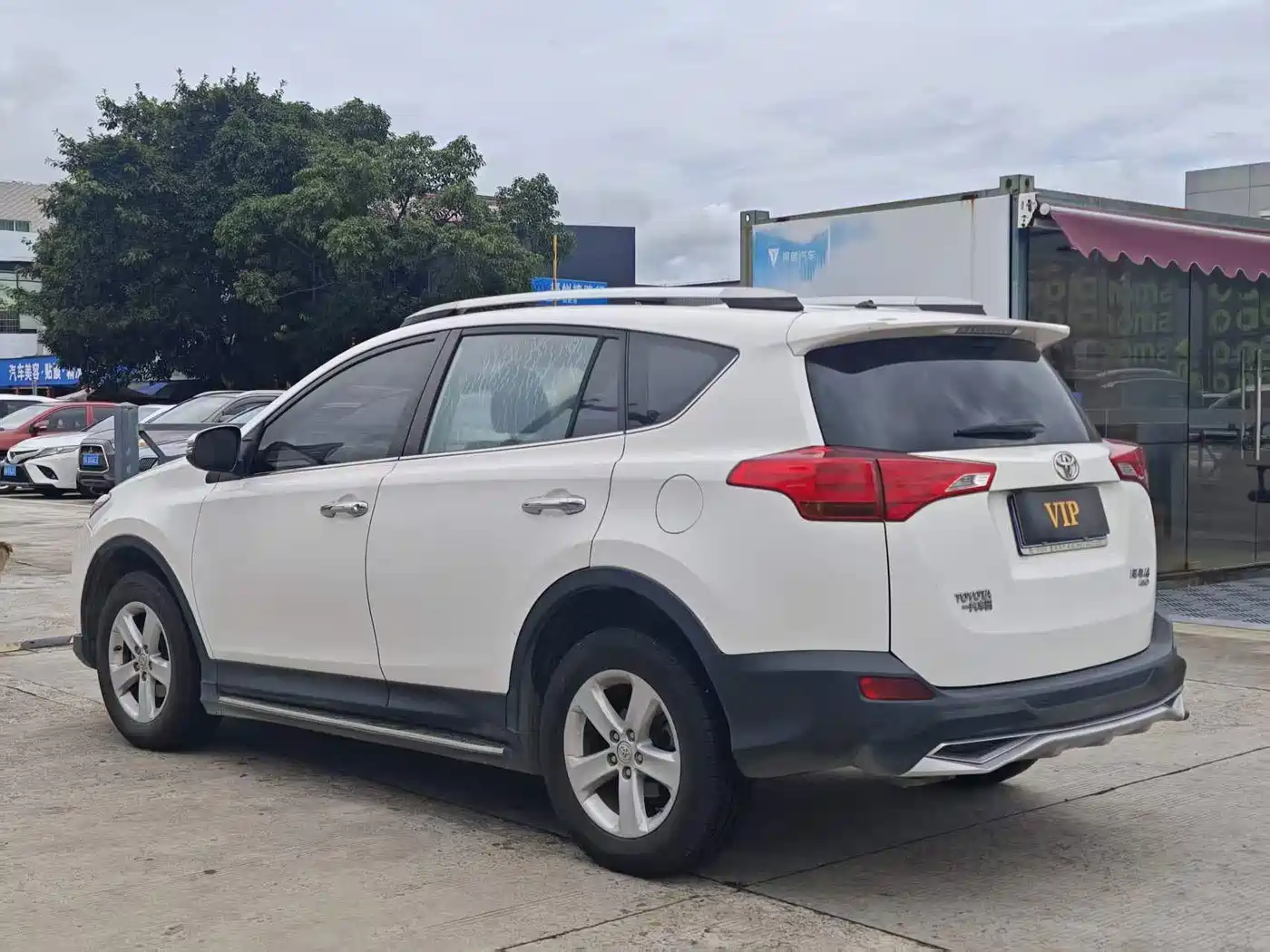Photo 6 - Toyota RAV4 Rongfang