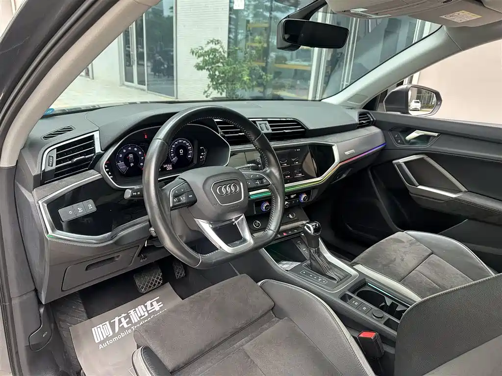Audi Q3 2021 35 TFSI Fashion Sport фото 8