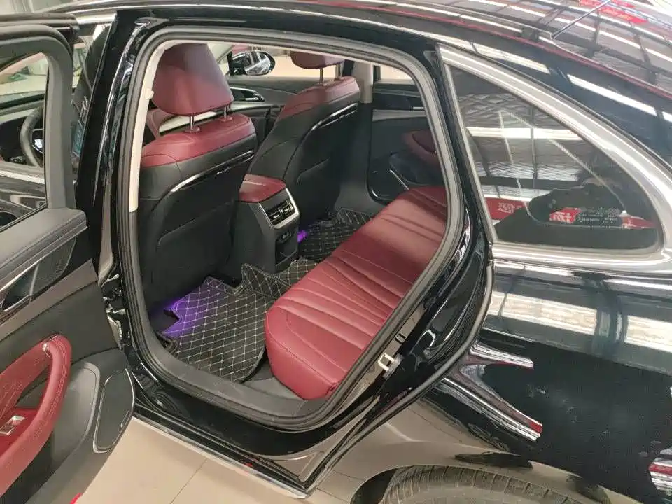 Hongqi H5 2024 1.5T DCT Smart Connect Flag Rhythm Edition фото 6