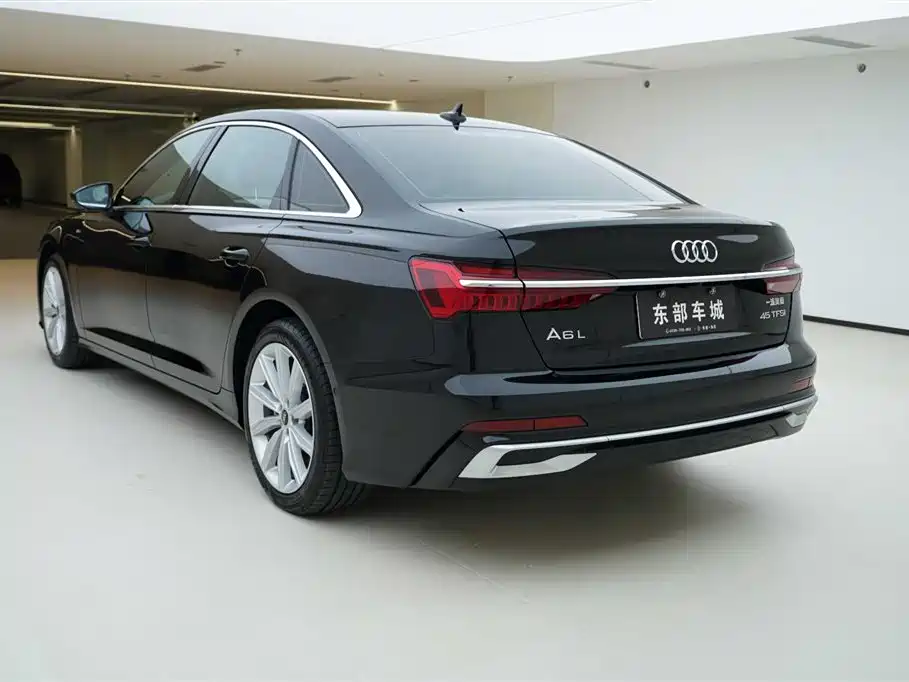 Audi A6L 2023 45 TFSI Premium Selection Dynamic фото 4