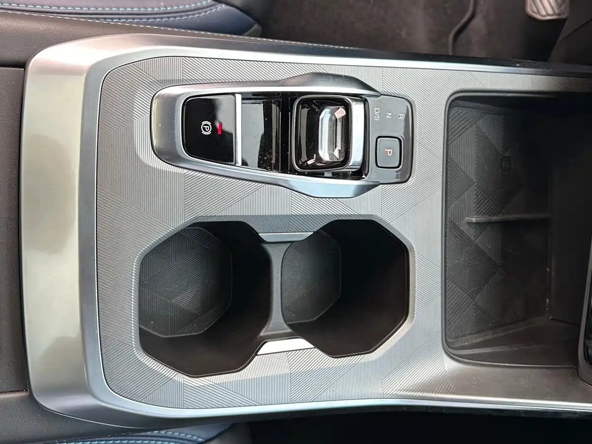 GAC Trumpchi Trumpchi GS3 2023 Shadow Speed 270T Smart Power Edition фото 19