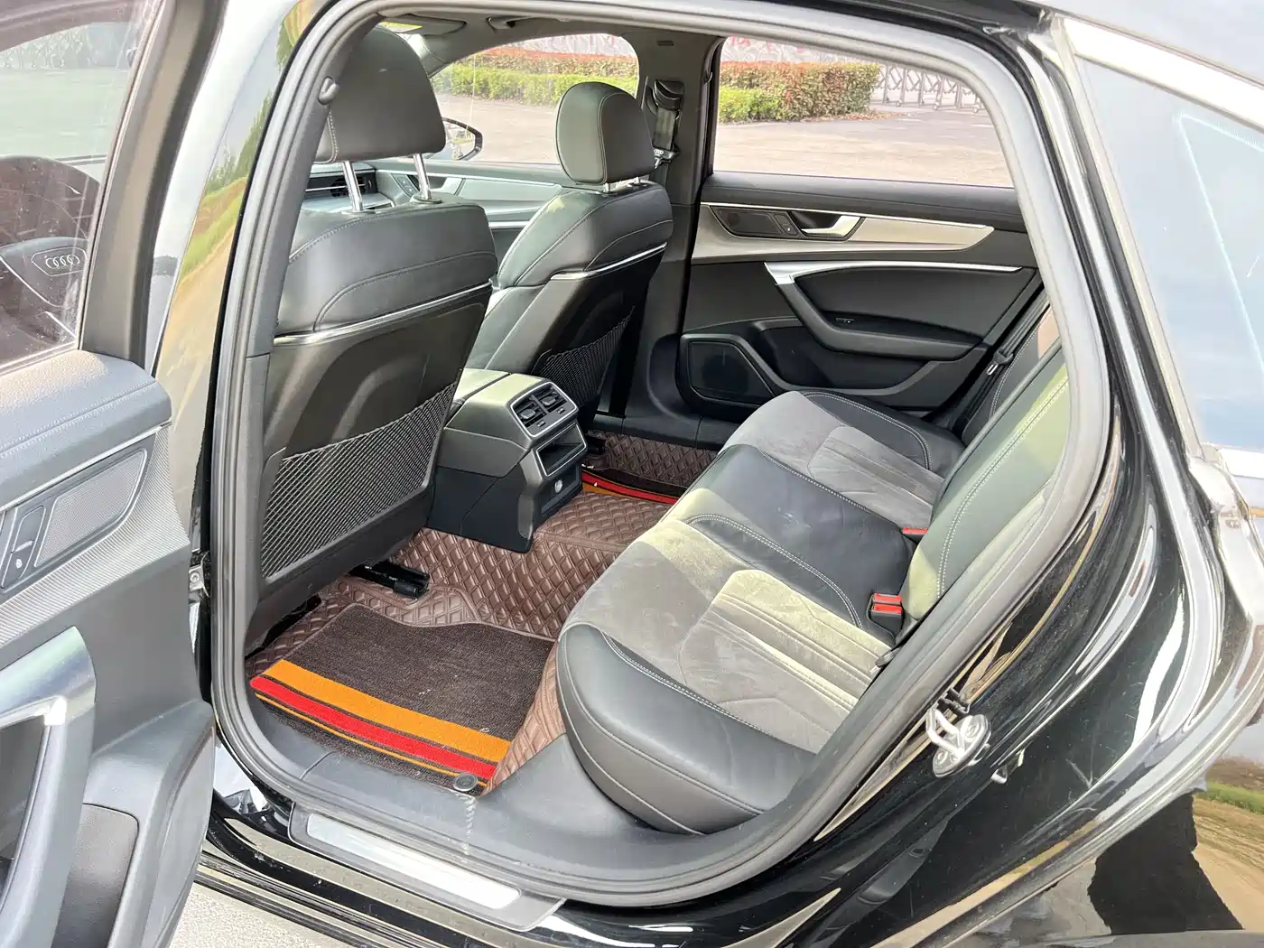 Audi A6L 2021 40 TFSI Luxury Sport фото 12