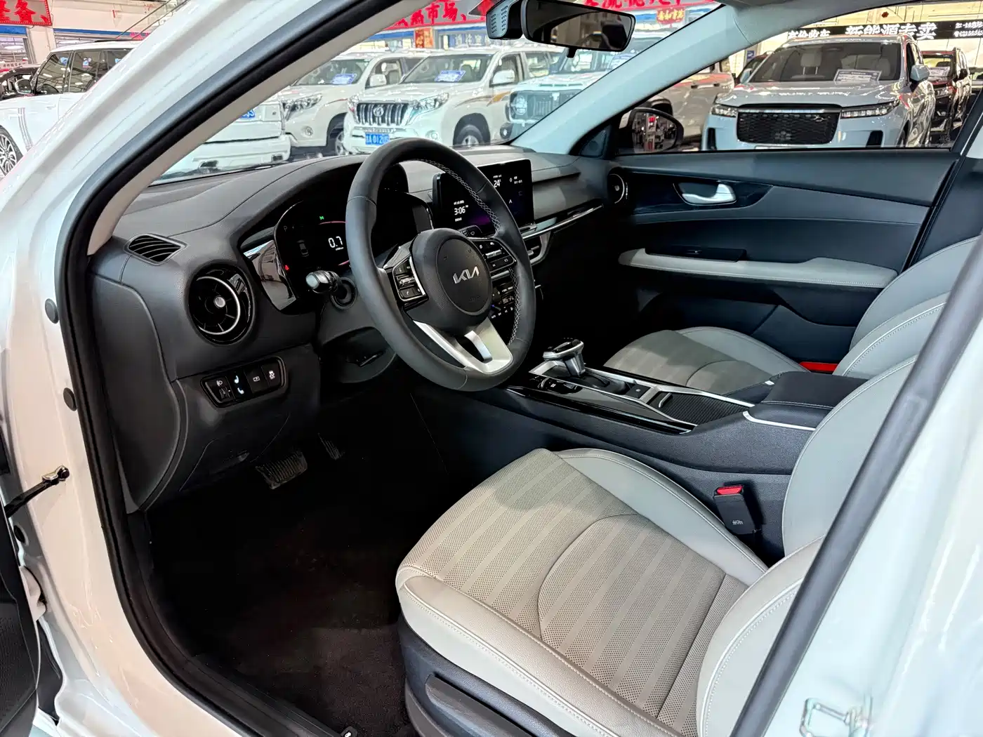 Kia K3 2023 2023 Model 1.5L CVT Luxury Edition