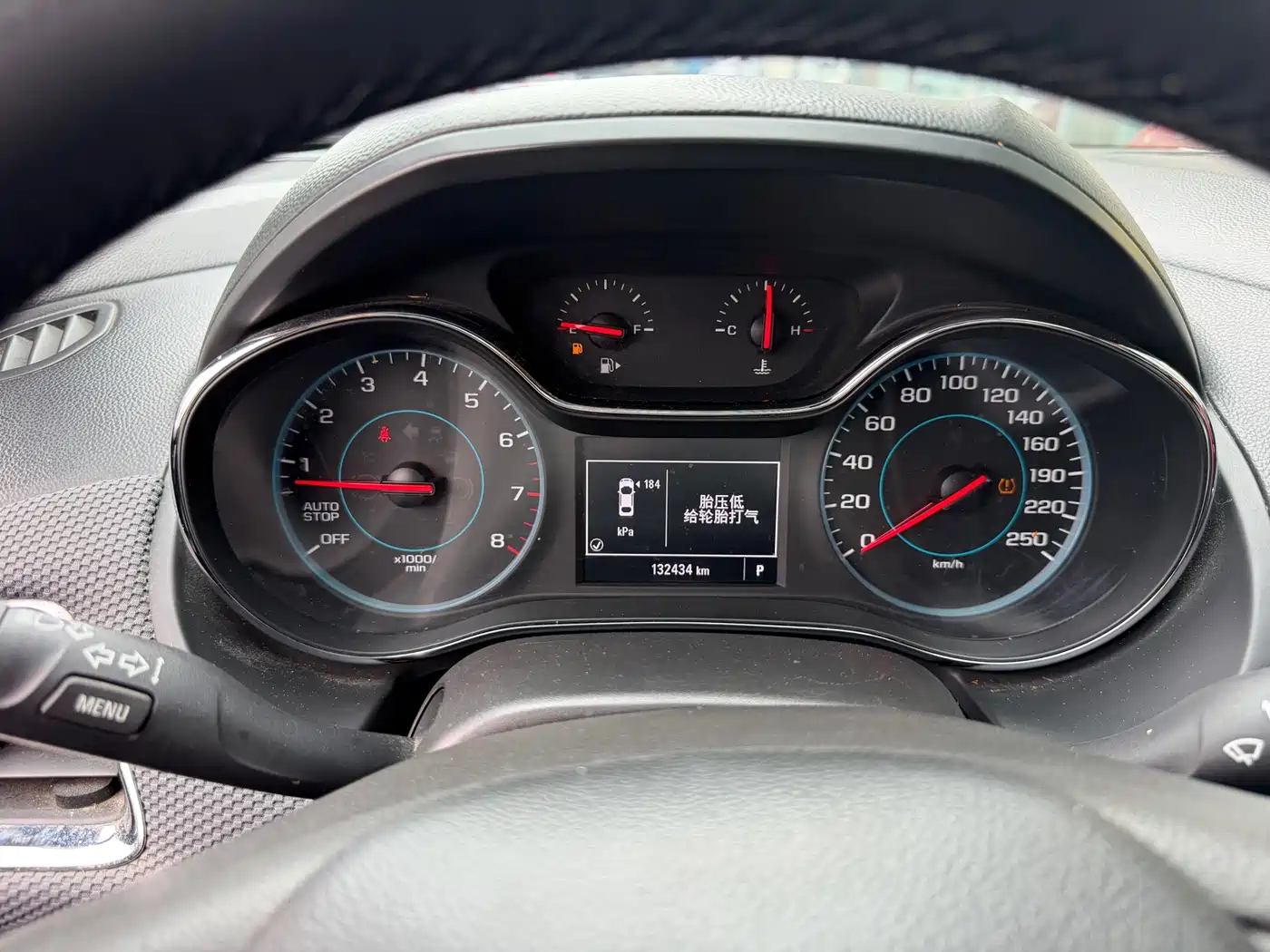 Chevrolet Cruze 2018 320 Automatic Pioneer Sunroof Edition фото 9