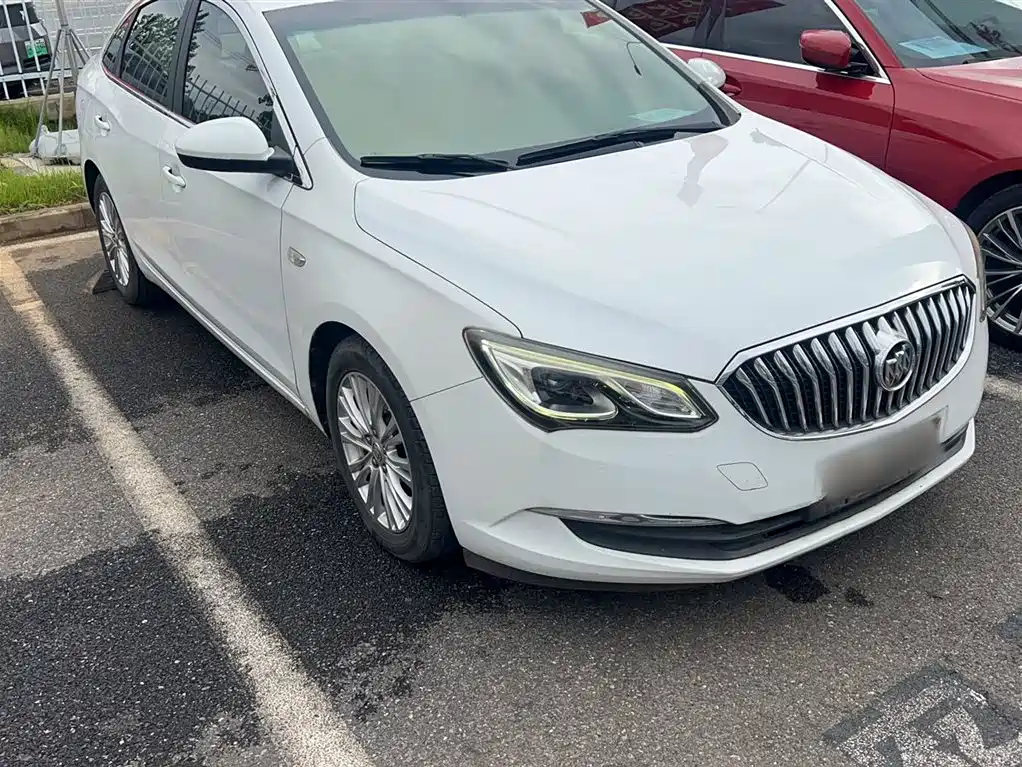 Buick Excelle 2015 18T Dual-Clutch Elite фото 6