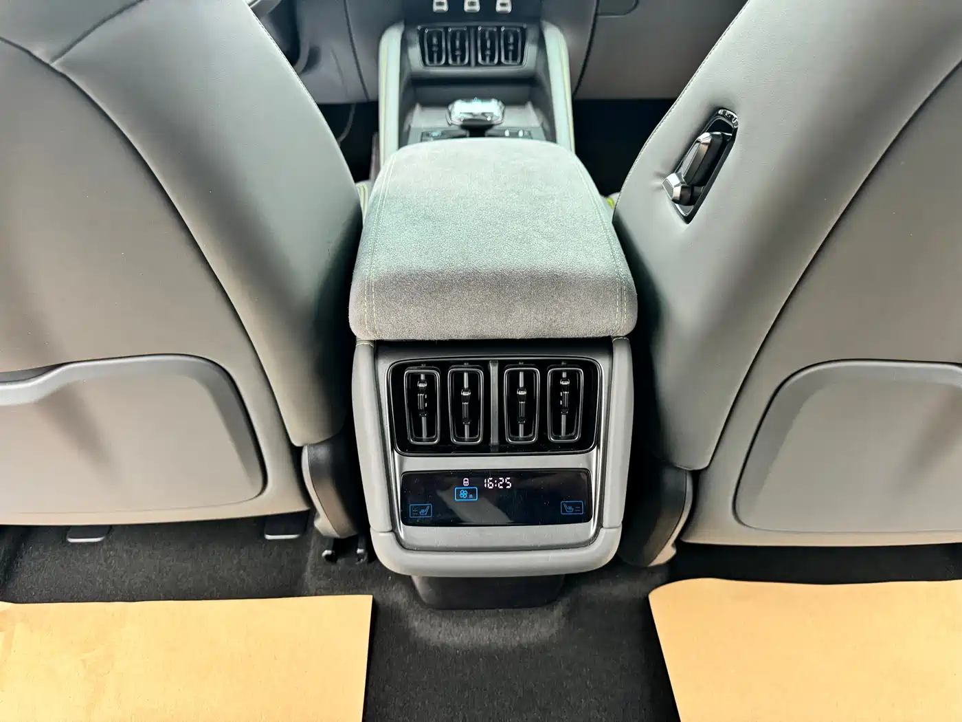 BYD Song L EV 2024 Model 602km AWD Excellence фото 15