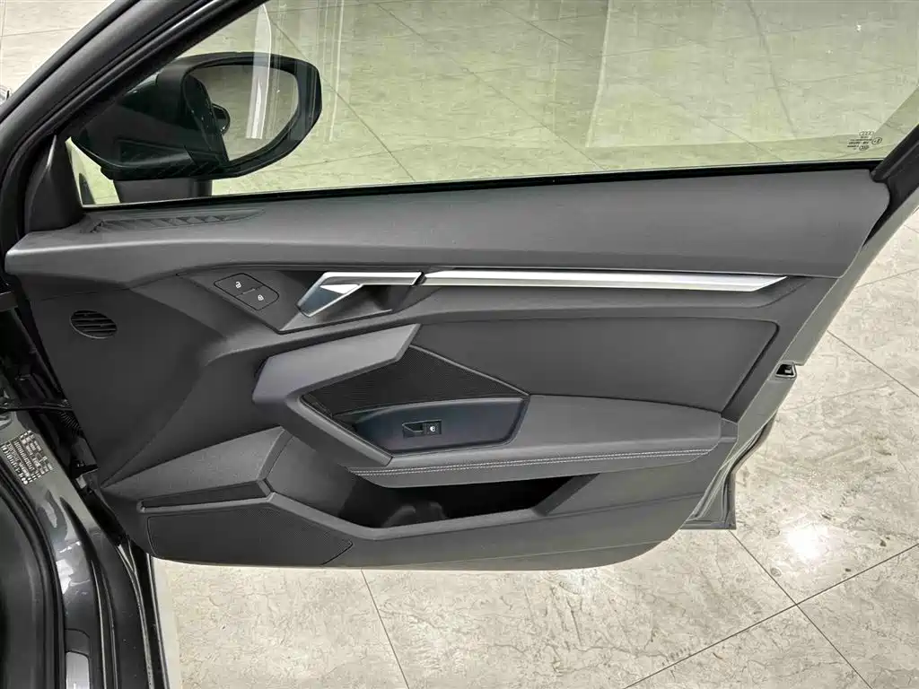 Audi A3 2023 Facelift Sportback 35 TFSI Fashion Sport фото 12