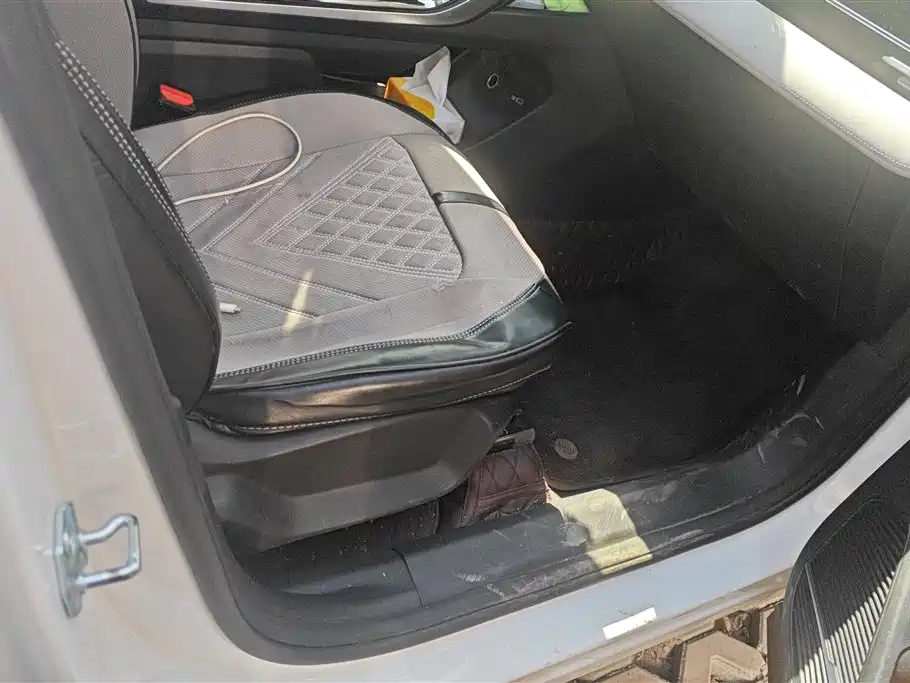 GEELY AUTOMOBILE BOYUE L