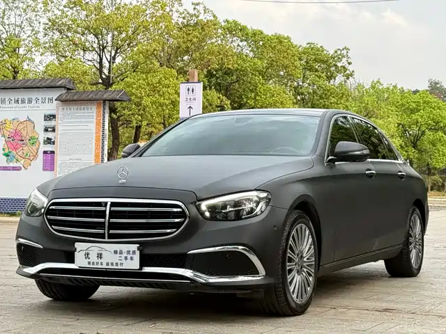 MERCEDES-BENZ E CLASS