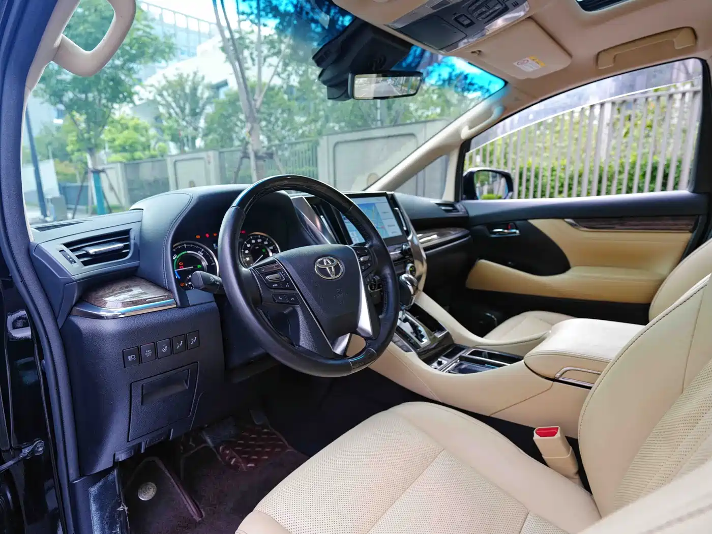 Toyota Vellfire 2021 2020 Twin Engine 2.5L HV Premium Edition