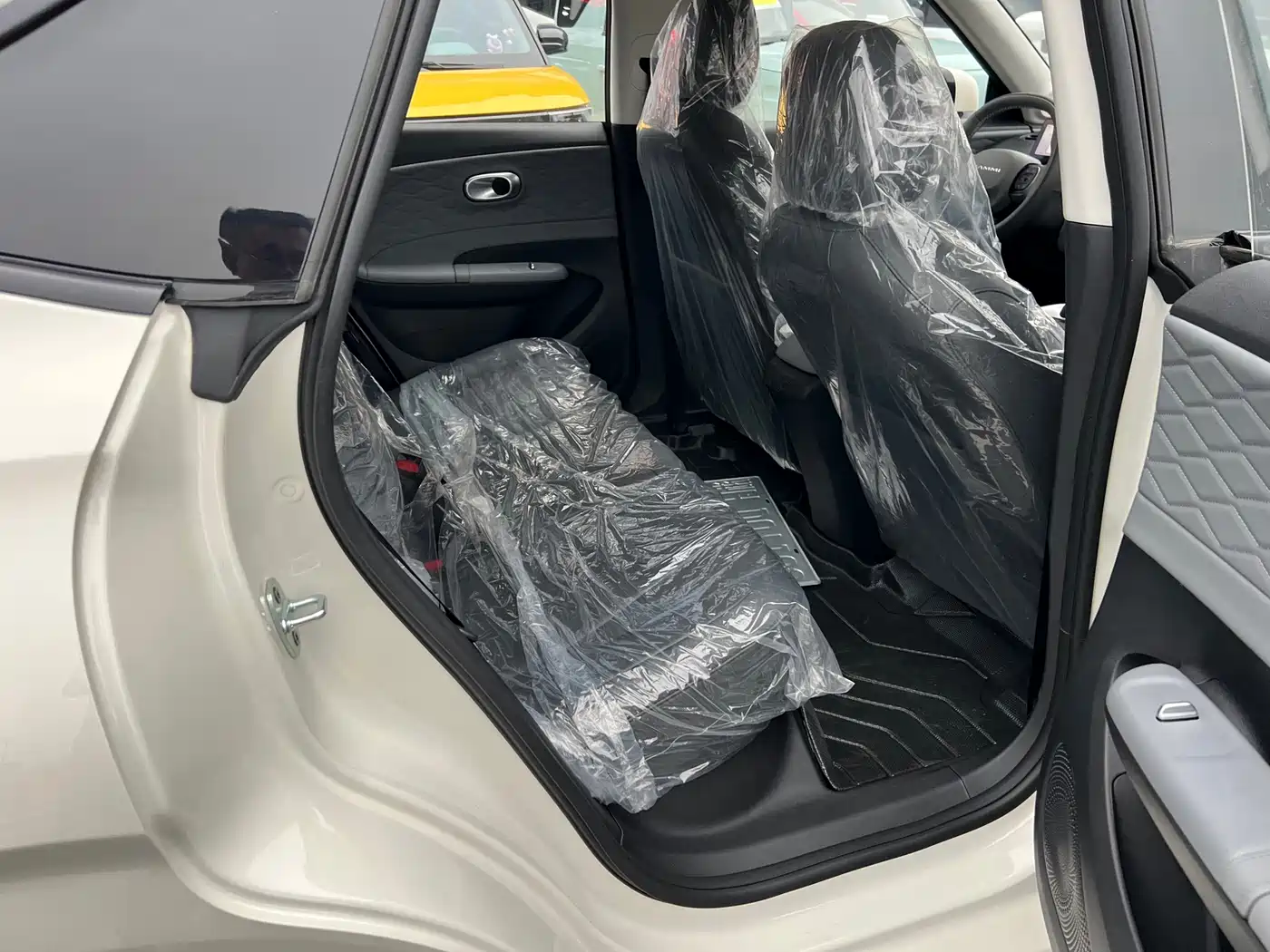 Dongfeng Yipai Nano 01 2026 2026 Model 330 Standard Edition