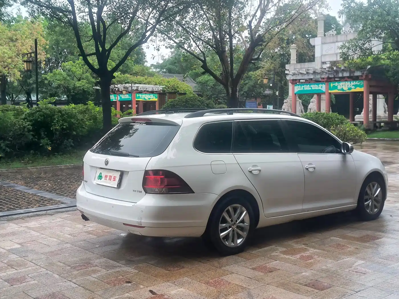 Volkswagen Golf 2012 2011 1.4TSI Auto Luxury