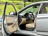 صورة 15 - Hyundai Verna