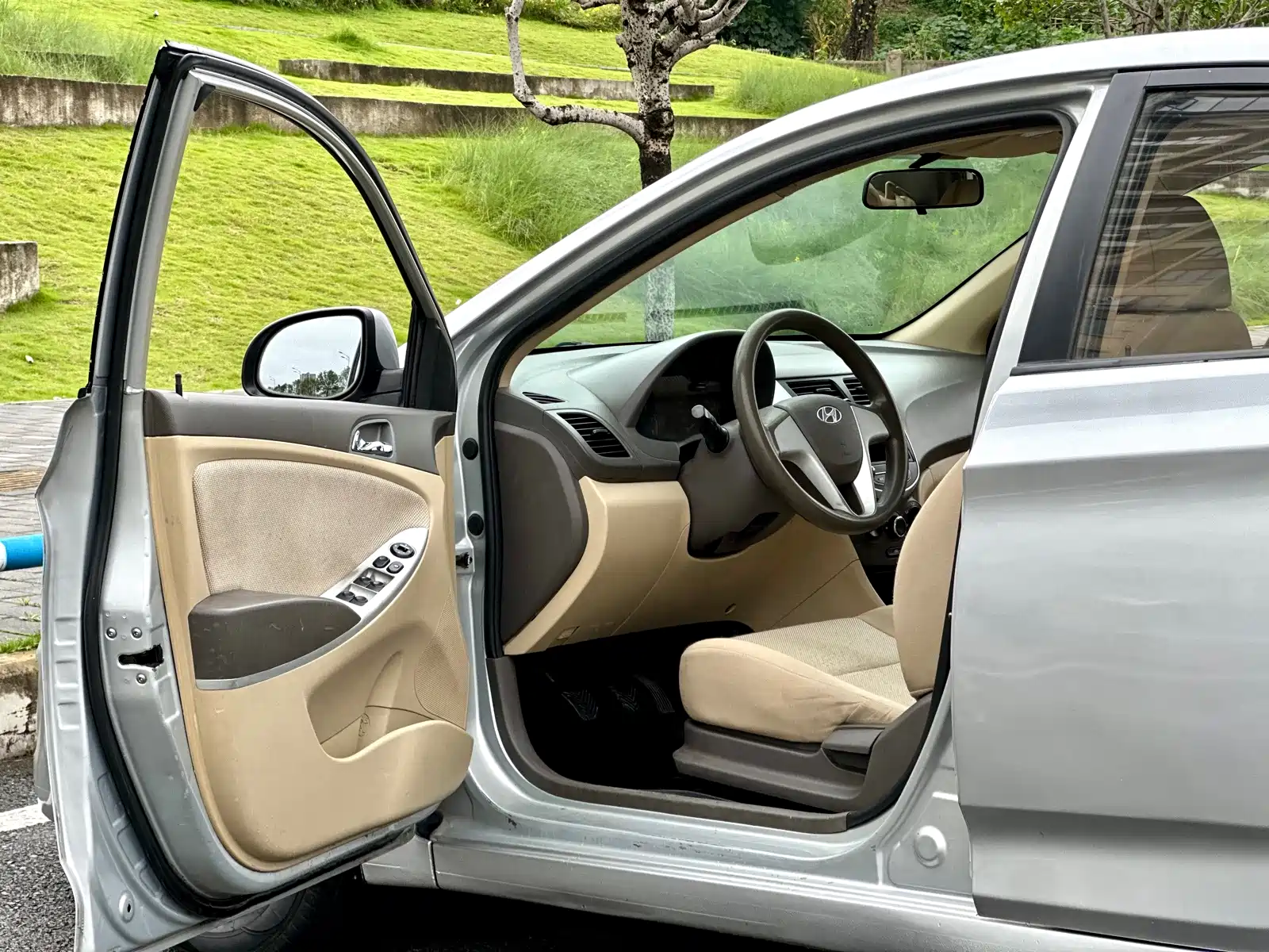 صورة 15 - Hyundai Verna
