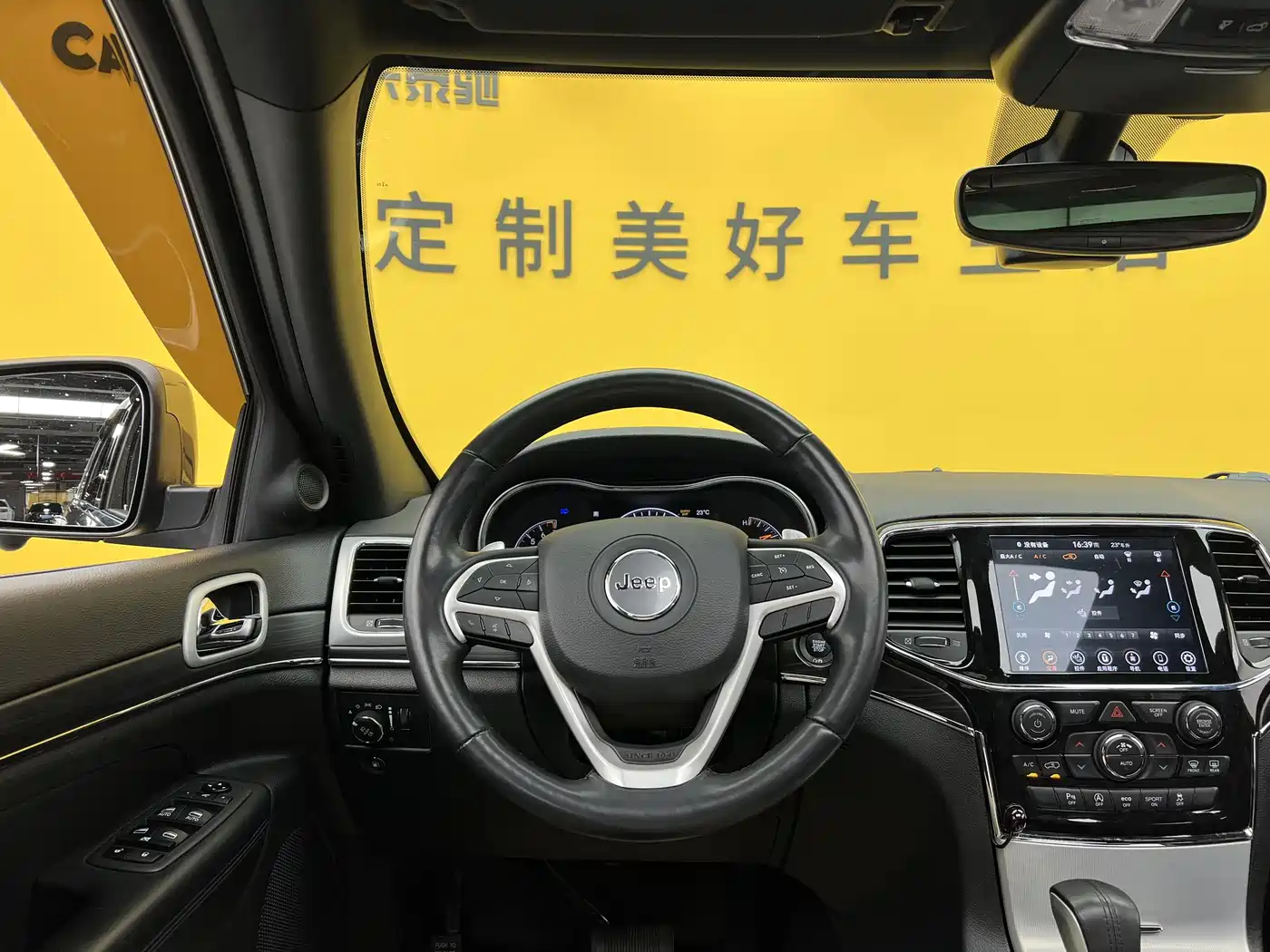 JEEP GRAND CHEROKEE (IMPORTED)