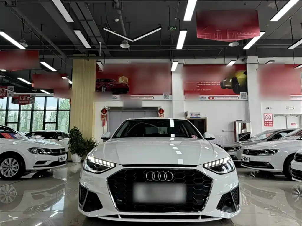 Audi A4L 2020 40 TFSI Fashion Dynamic Edition фото 3