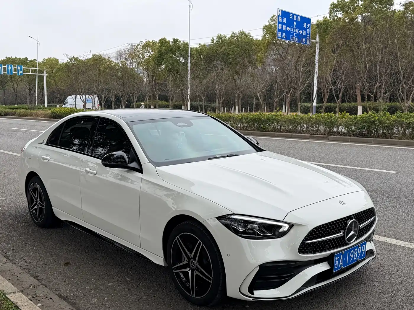 Mercedes-Benz C-Class 2025 C 260 L Night Sport Edition фото 3