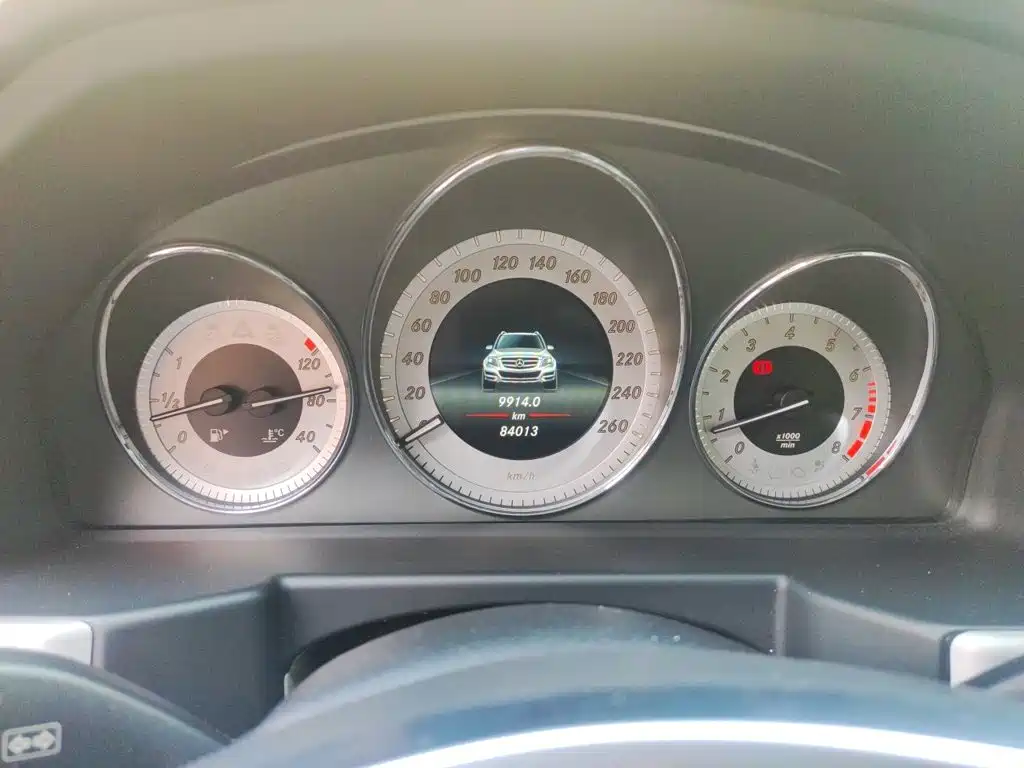 Mercedes-Benz GLK-Class 2016 2014 GLK 200 Standard