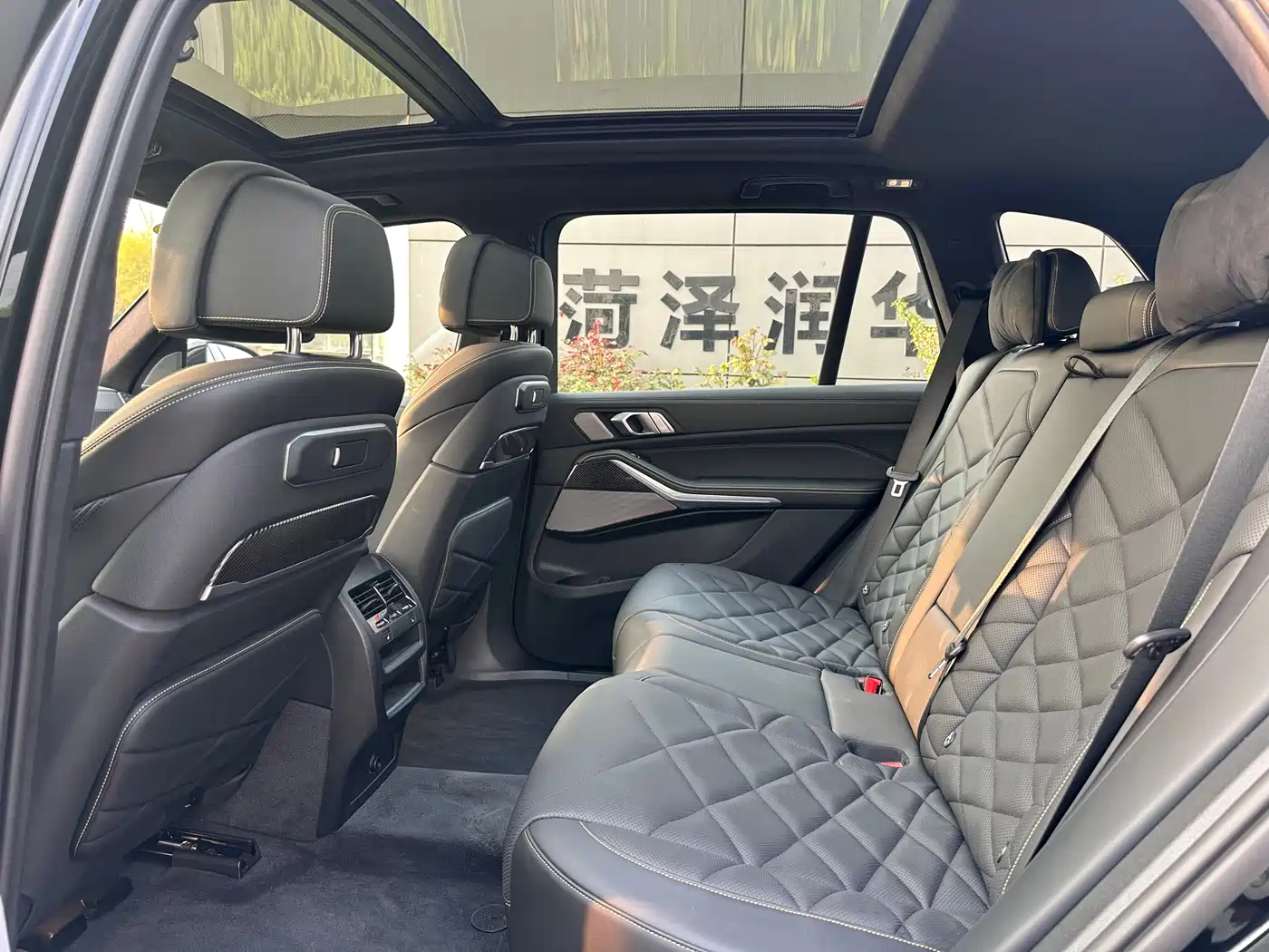 BMW X5 2024 xDrive 40Li Exclusive Black Flame Limited Edition фото 11