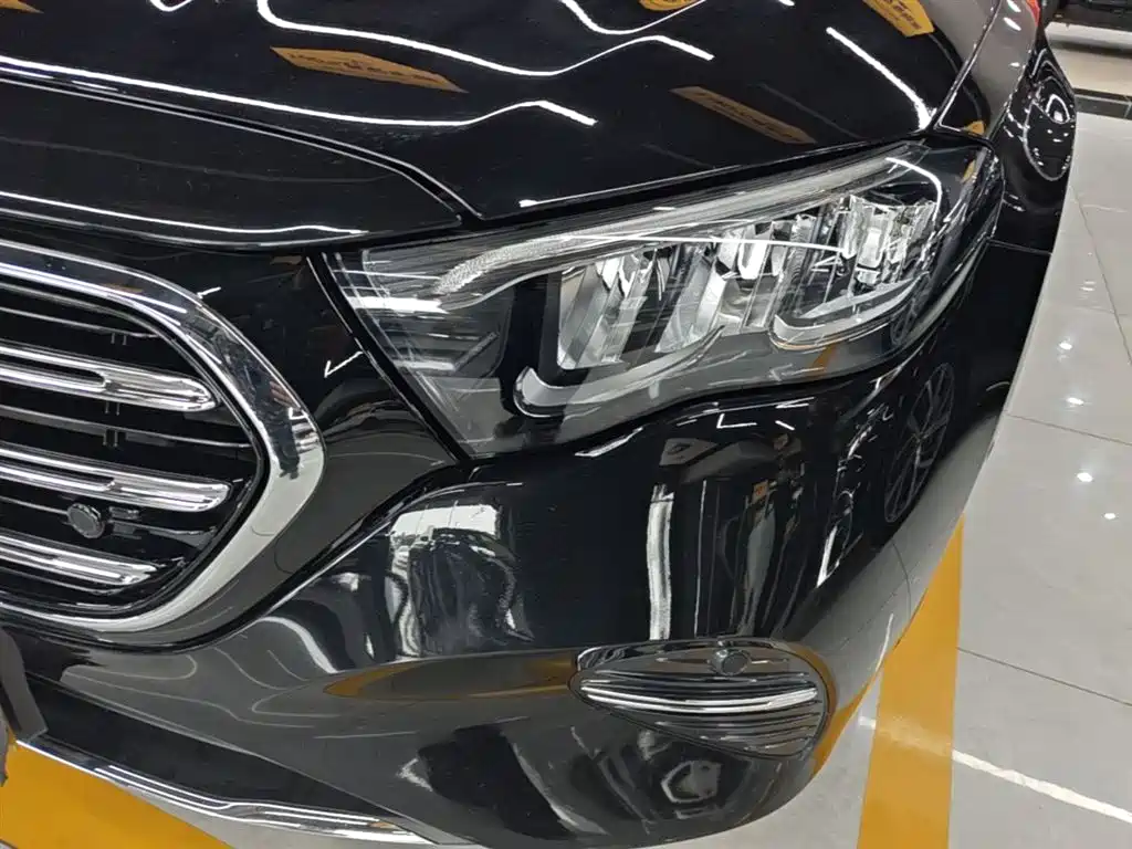 Mercedes-Benz E-Class 2024 E 300 L Fashion фото 24