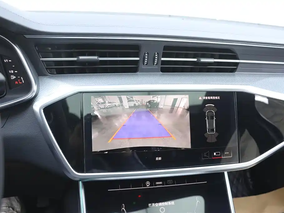 Audi A6L 2023 Facelift 40 TFSI Luxury Dynamic фото 10