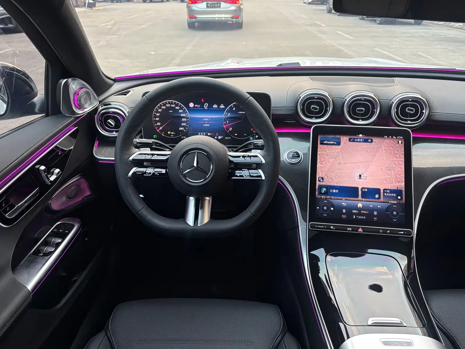 صورة 6 - Mercedes-Benz C-Class