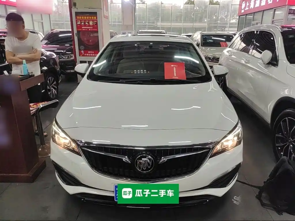 Buick Verano 2018 Sedan 15S Automatic Progressive фото 3
