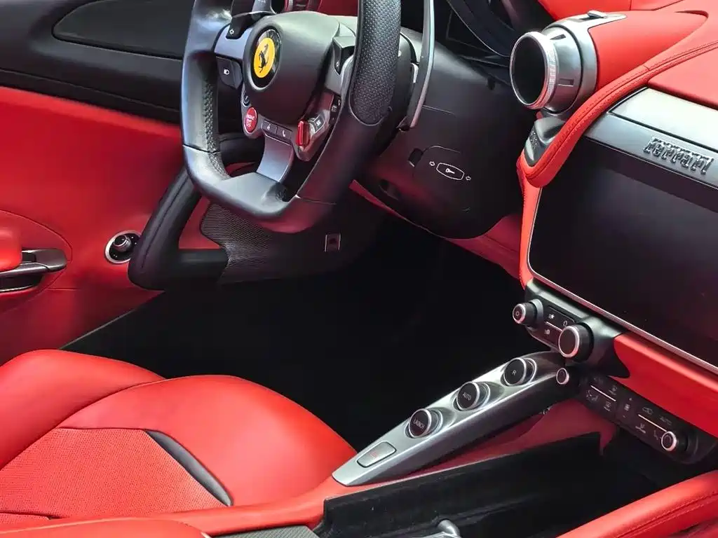 Ferrari GTC4Lusso 2019 2017 3.9T V8