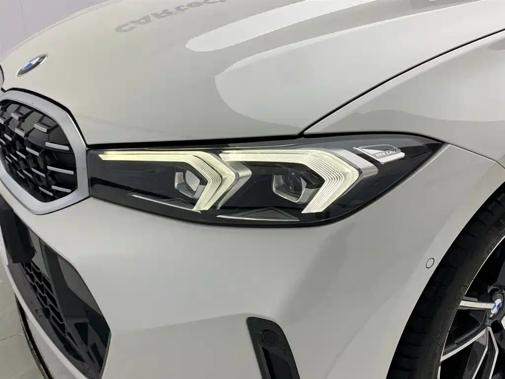 BMW 3 Series 2025 325Li M Sport Package фото 9