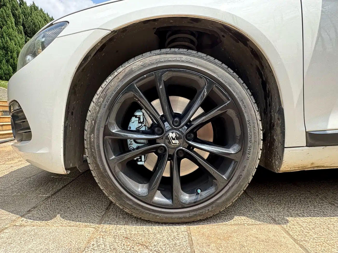 Volkswagen Scirocco 2011 2.0TSI Luxury фото 8