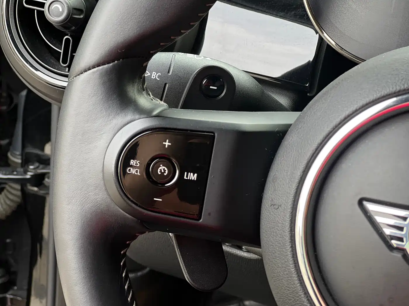 MINI 2022 2.0T COOPER S Black Label Special Edition фото 12