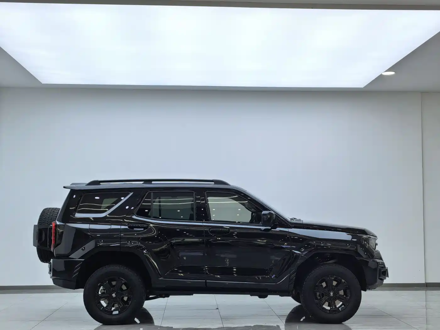 TANK TANK 400 NEW ENERGY