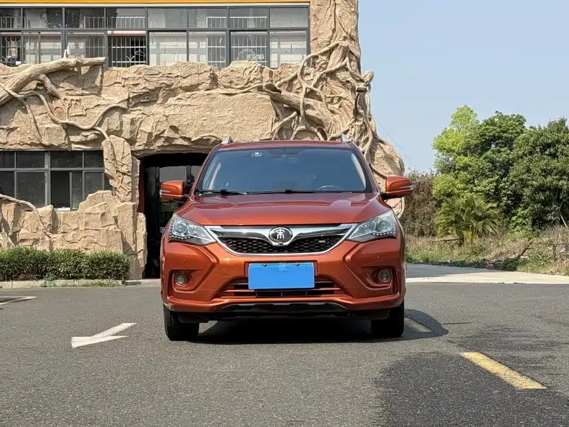 BYD Song 2016 Ultimate Edition 1.5TID Automatic Elite фото 2