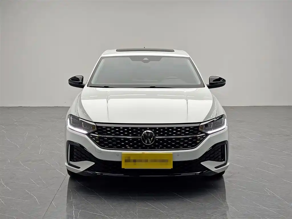 Volkswagen Lavida 2024 Model 300TSI DSG Starlight Leading Edition фото 2