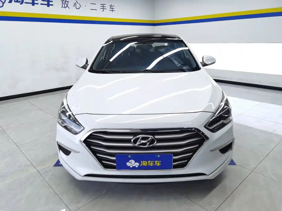 صورة 2 - Hyundai Mistra