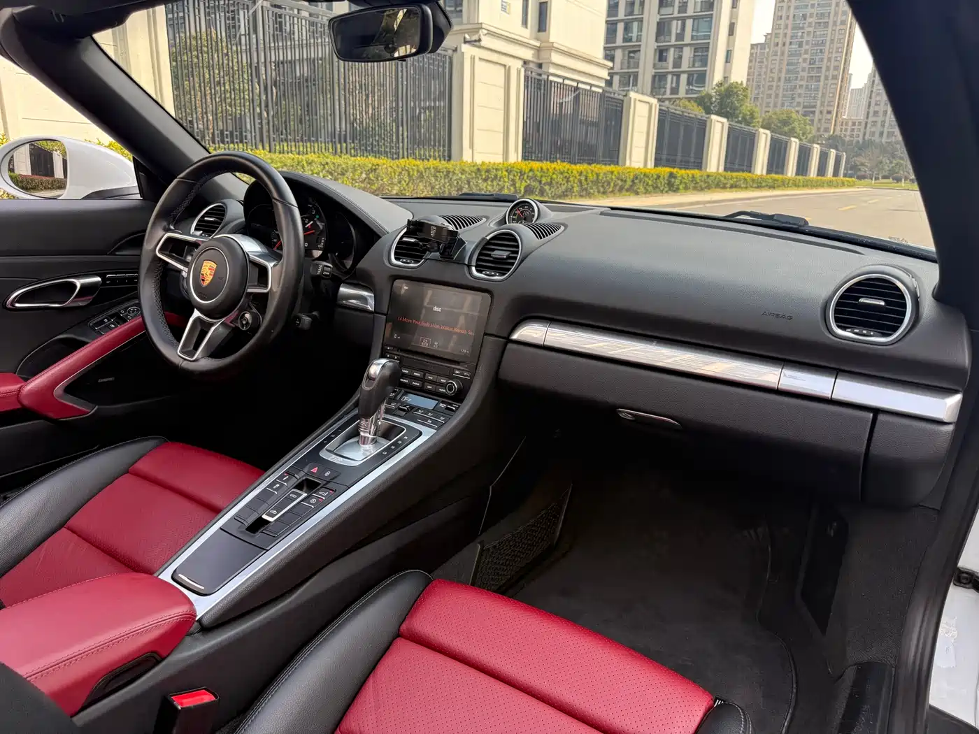 Porsche 718 2018 Boxster 2.0T фото 17