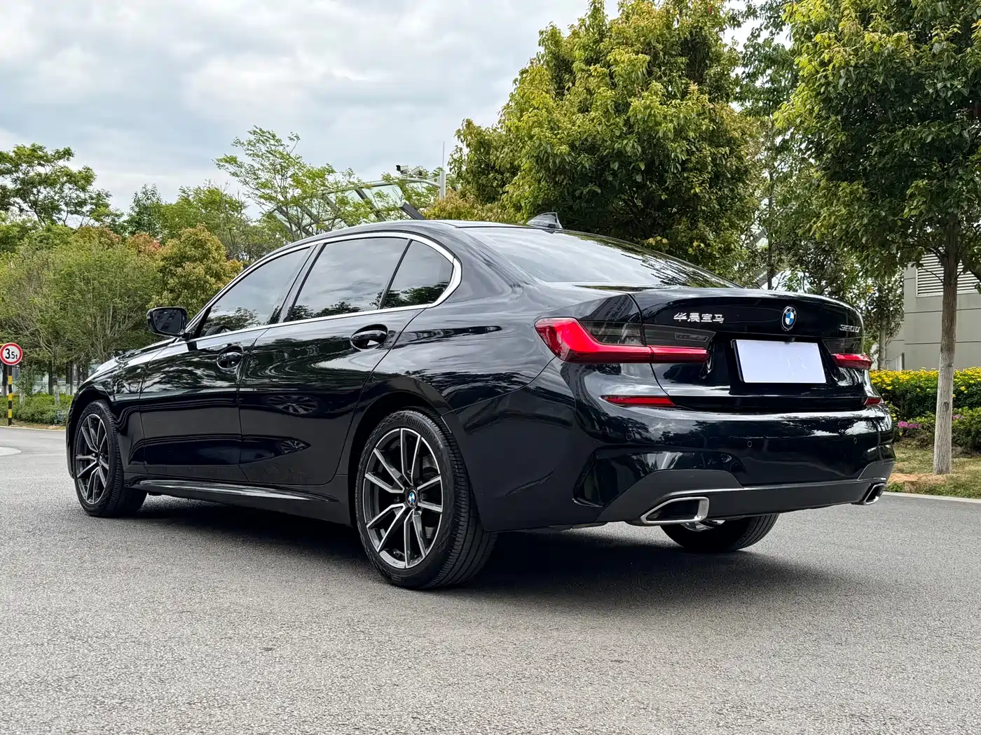 BMW 3 Series 2022 320Li M Sport Package фото 5